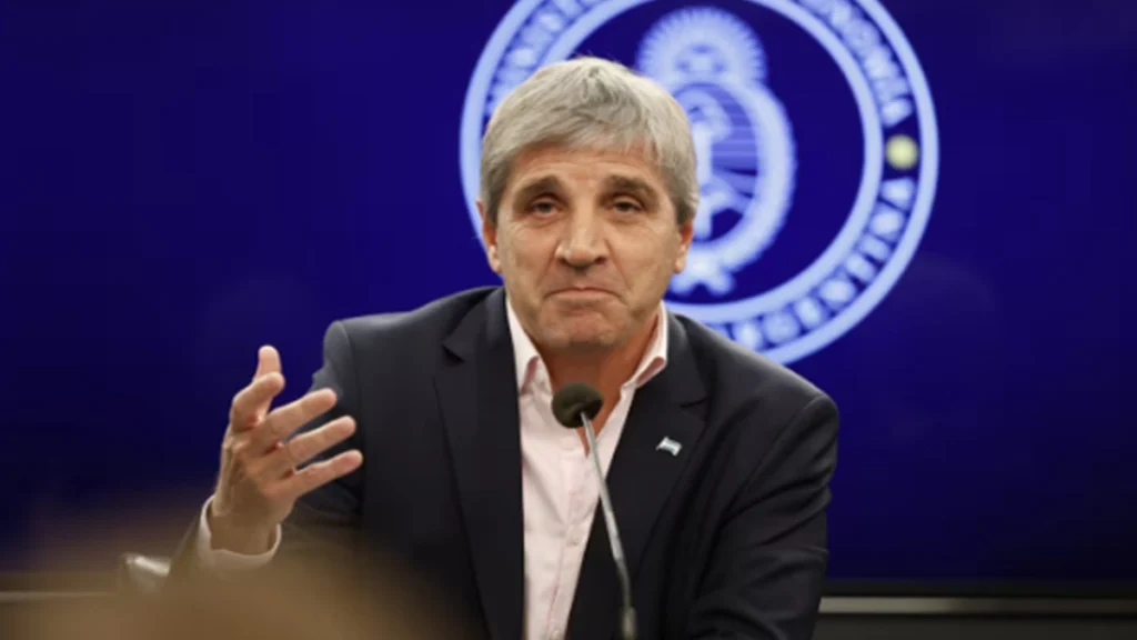Para Caputo no hay inflación ni atraso cambiario del dólar sino «precios adelantados» 1 Caputo no hay inflacion ni atraso cambiario del dolar