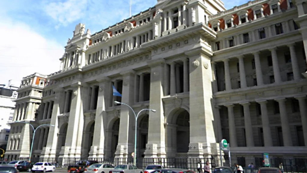 Decisión clave: La Cámara del Trabajo se planta contra la Corte Suprema y se niega a remitir la causa Levinas a la Justicia de la Ciudad de Buenos Aires 1 La Camara del Trabajo se planta contra la Corte Suprema y se niega a remitir la causa Levinas a la Justicia de la Ciudad de Buenos Aires