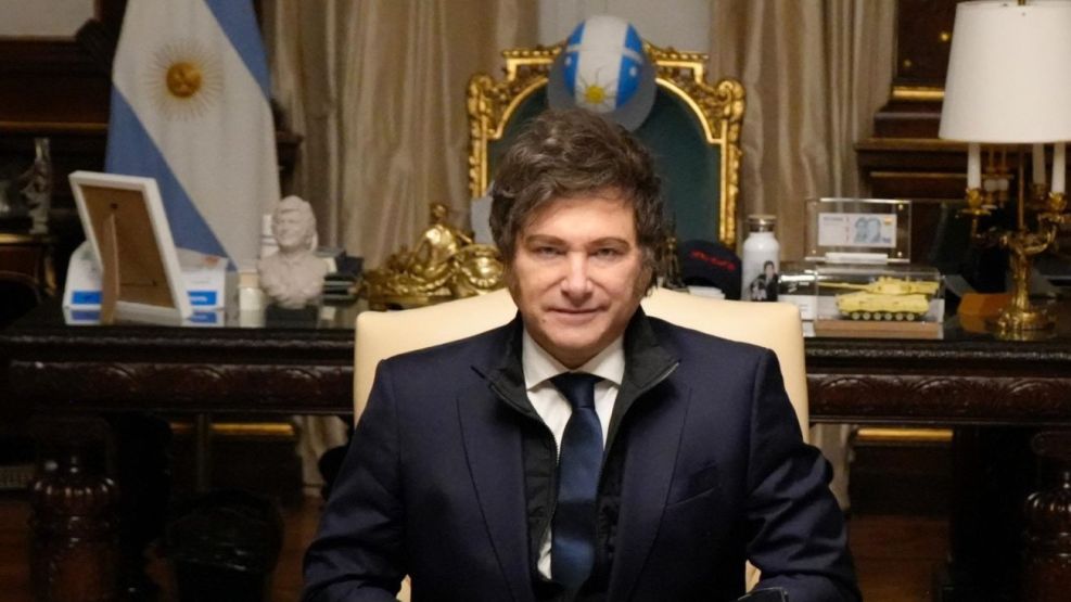 Javier Milei vinculó a Villarruel y a la oposición con la suba del dólar y dijo que la vicepresidenta “habilitó una corrida” 3 javier milei 2065839